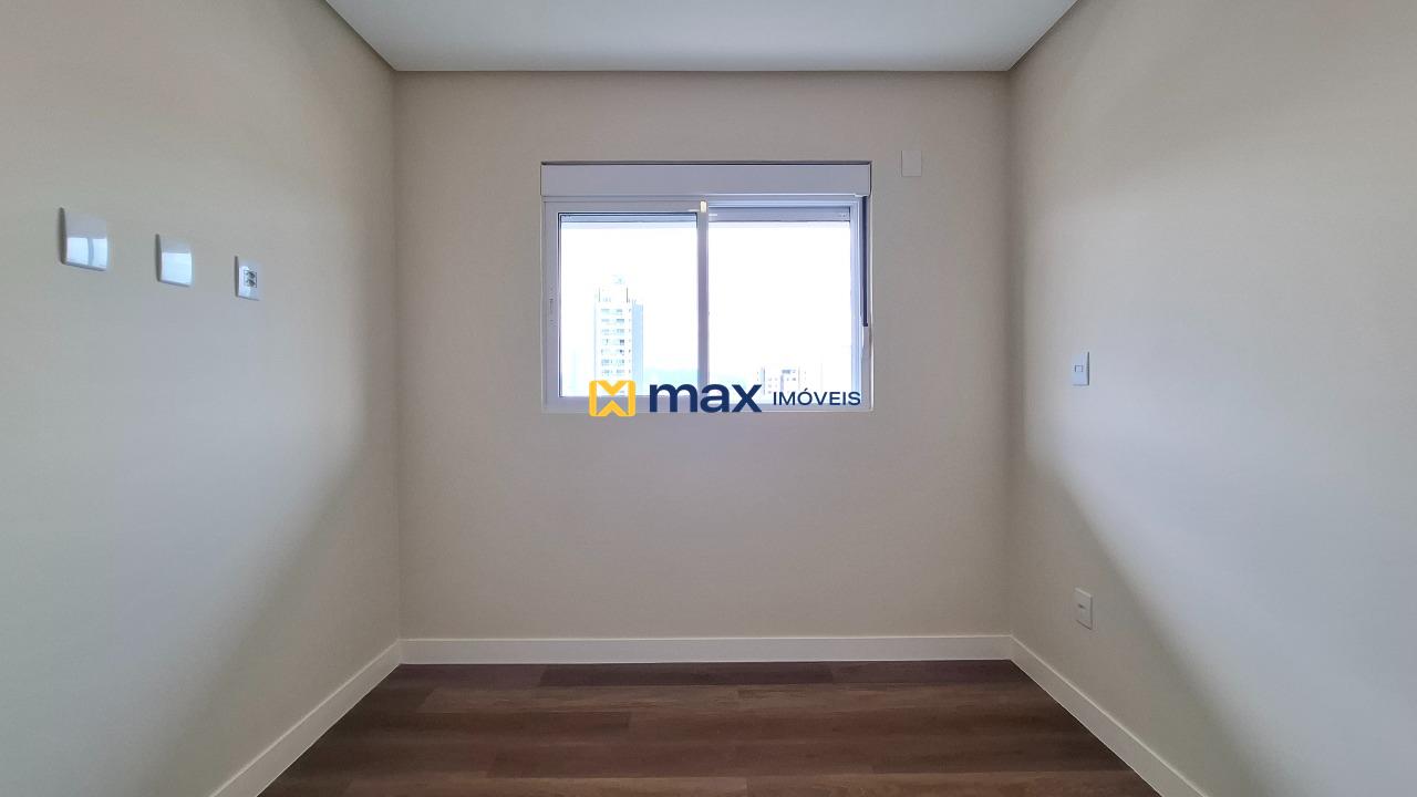 Apartamento à venda no Centro: Suíte 2