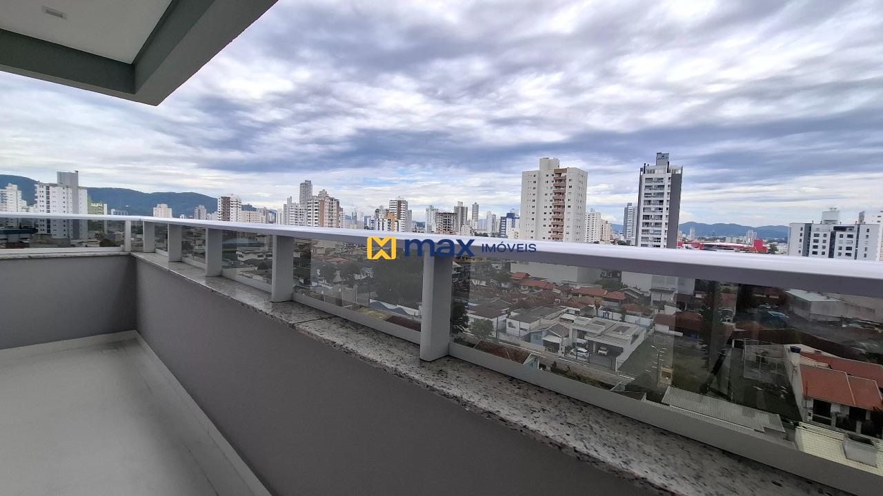 Apartamento à venda no Centro: Sacada com churrasqueira