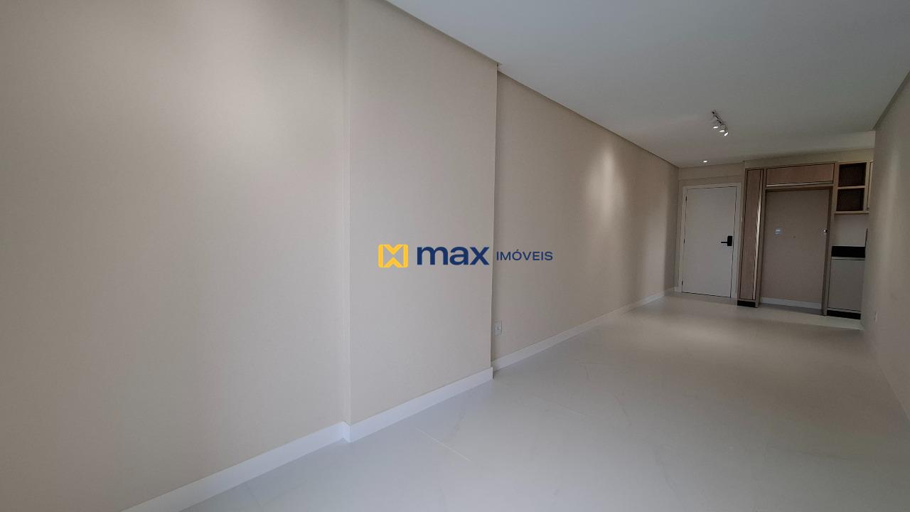 Apartamento à venda no Centro: Living integrado