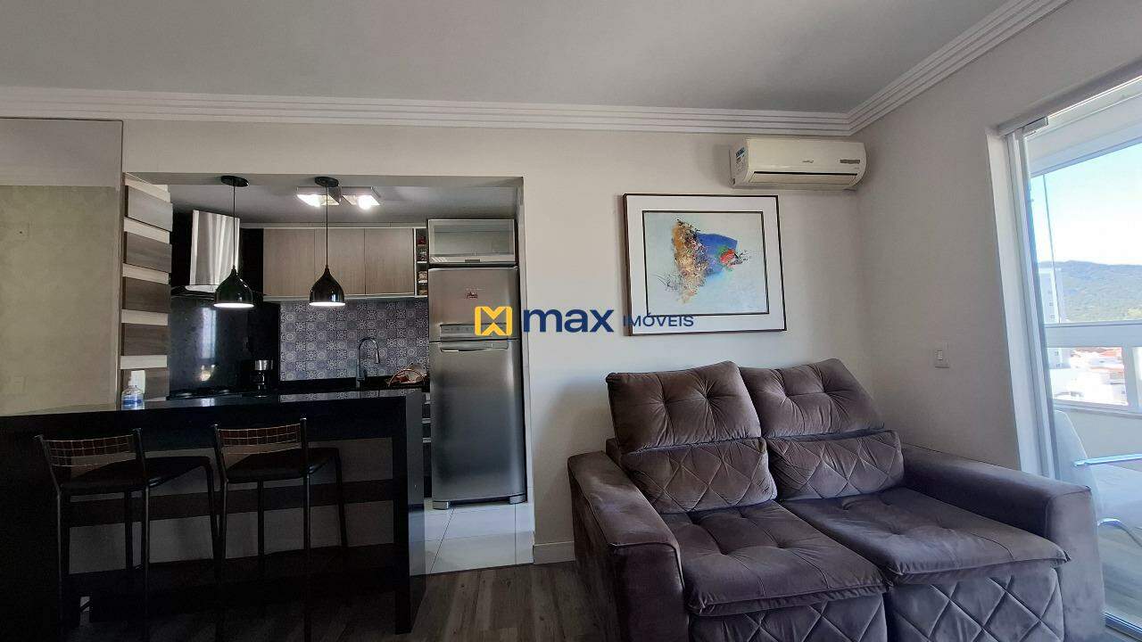 Apartamento à venda no São João: Living integrado