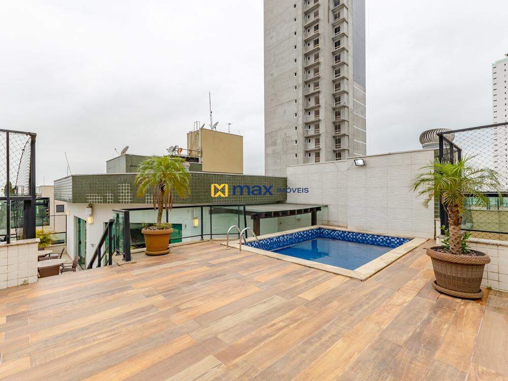Cobertura à venda no Fazenda: Piscina