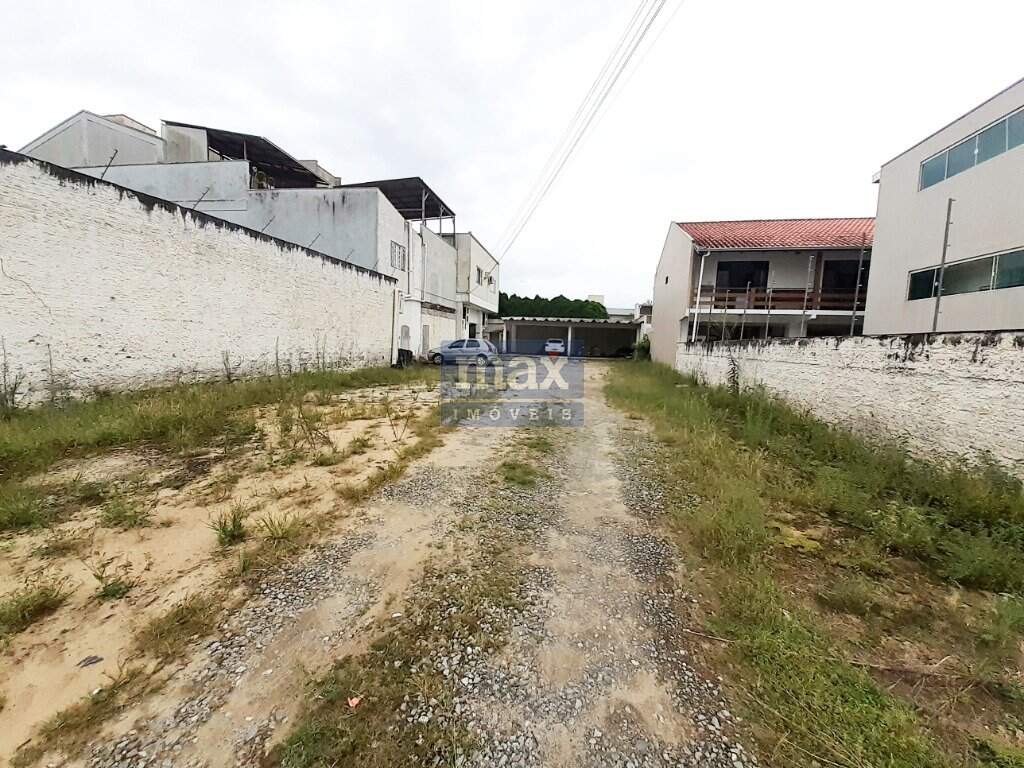 Prédio Comercial à venda no São Vicente: Quintal