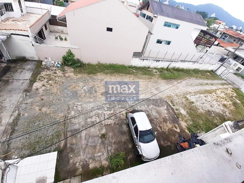Prédio Comercial à venda no São Vicente: Quintal