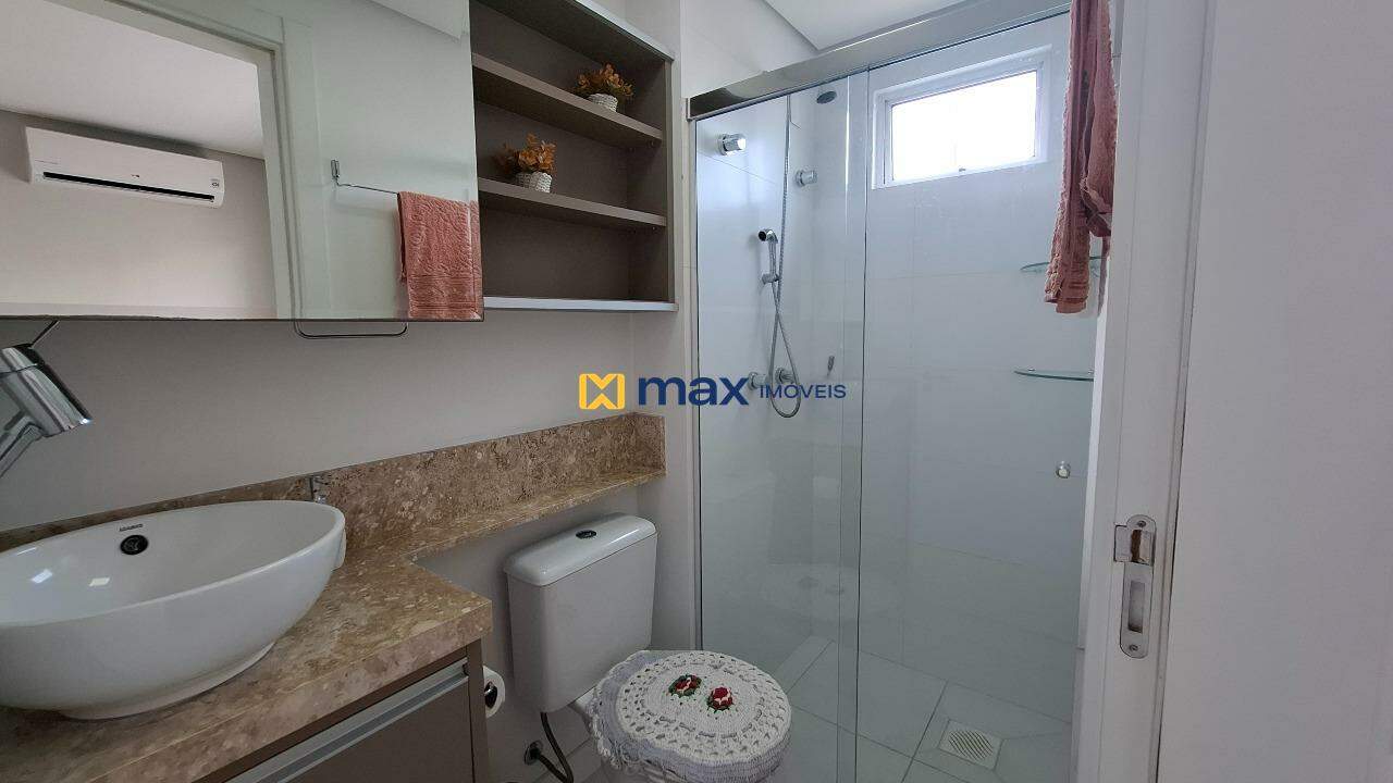 Apartamento à venda no São João: Banheiro suíte 1