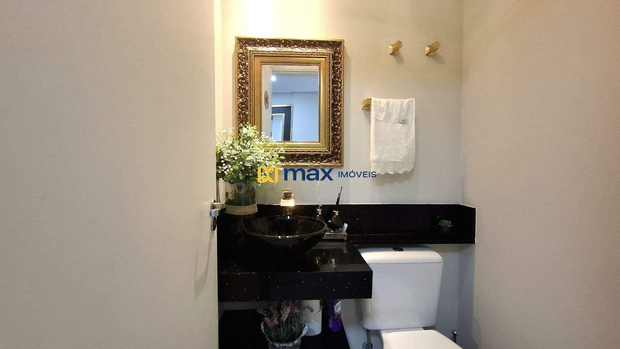 Apartamento à venda no São João: Lavabo 