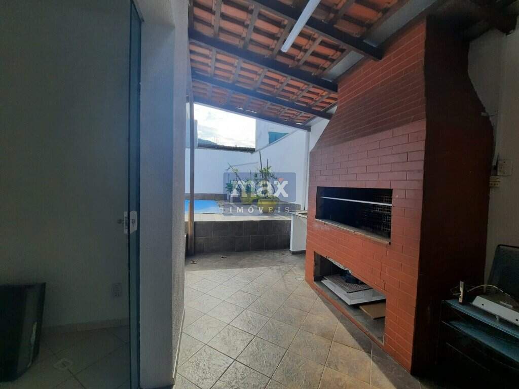 Casa à venda no Centro:
