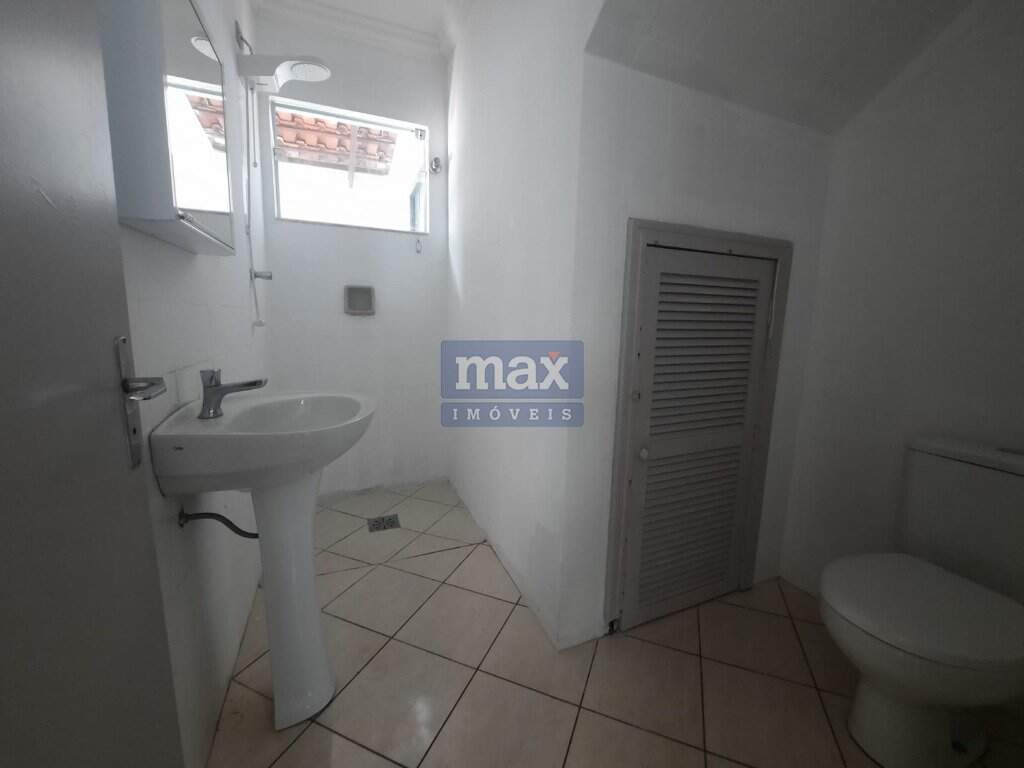 Casa à venda no Centro: