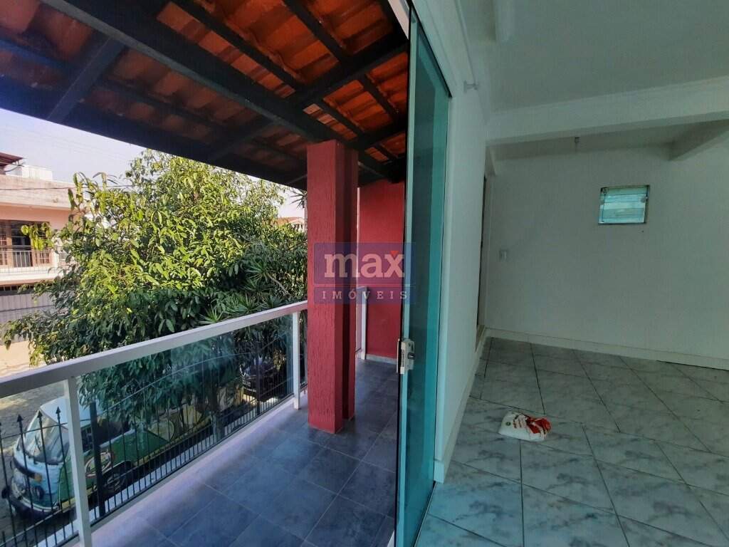 Casa à venda no Centro: