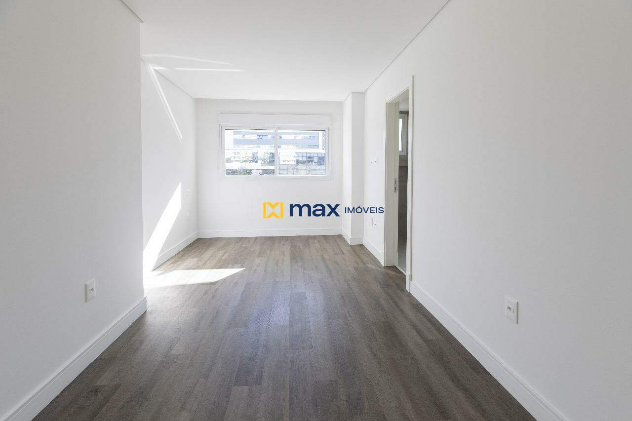 Apartamento à venda no Praia Brava: Suíte 3