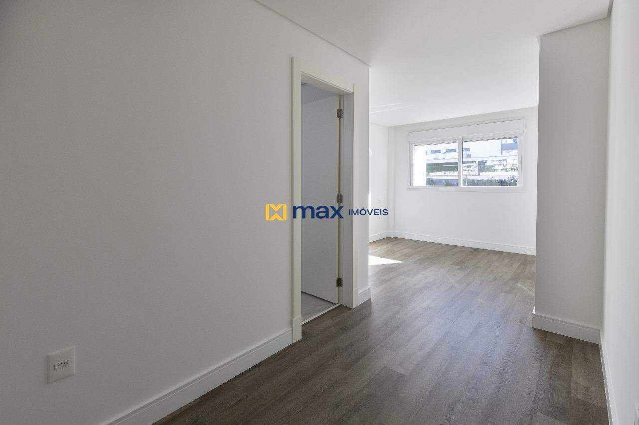 Apartamento à venda no Praia Brava: Suíte 2