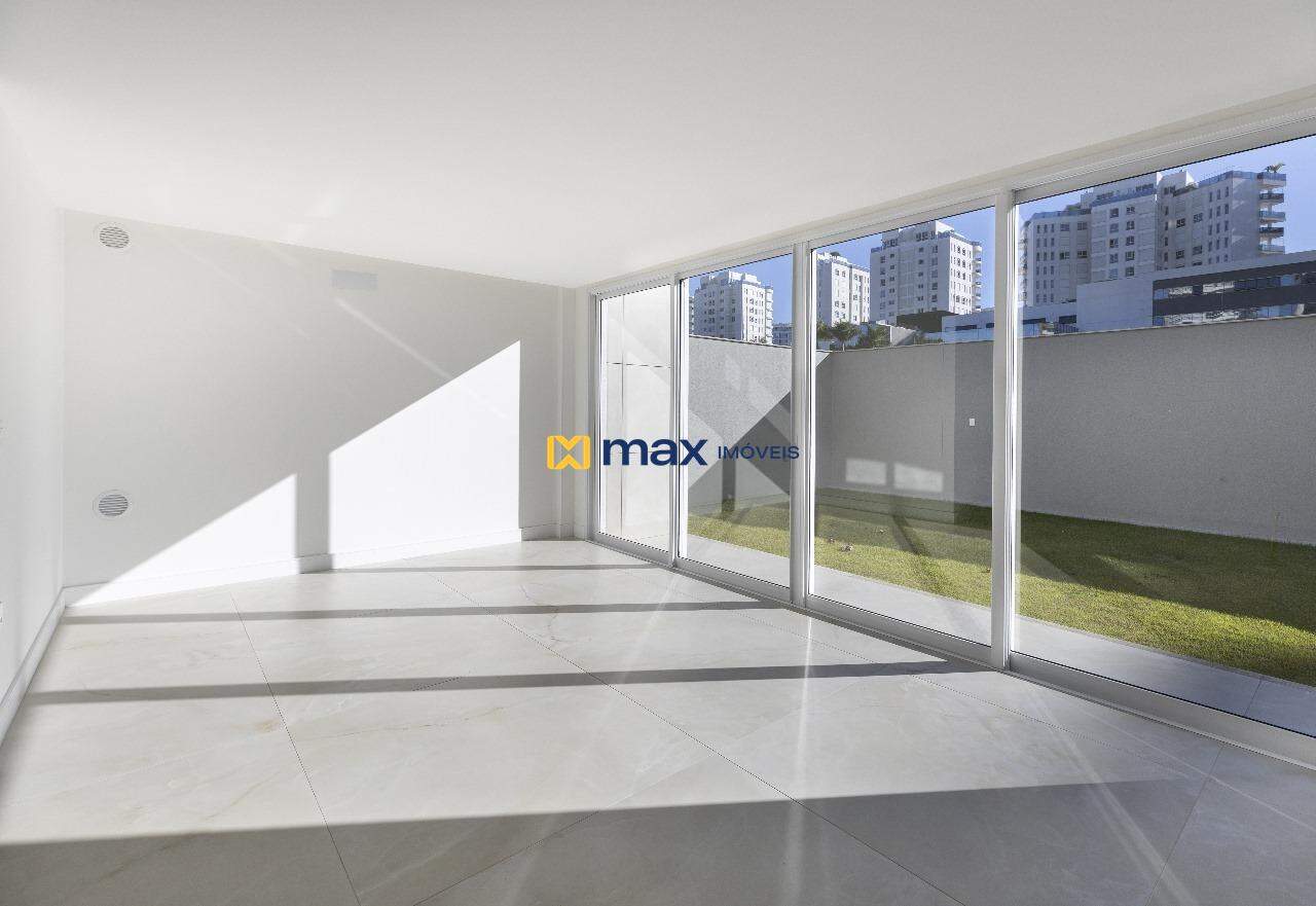 Apartamento à venda no Praia Brava: Living integrado