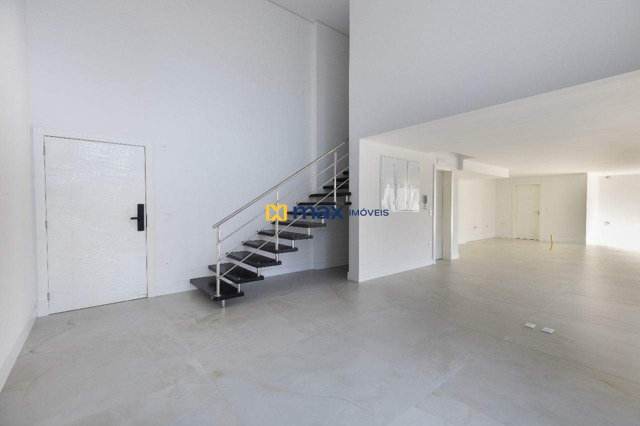 Apartamento à venda no Praia Brava: Living integrado