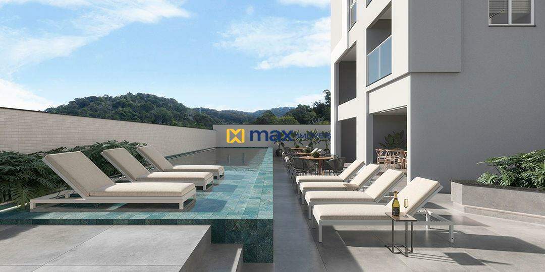 Apartamento à venda no Praia Brava: Piscina