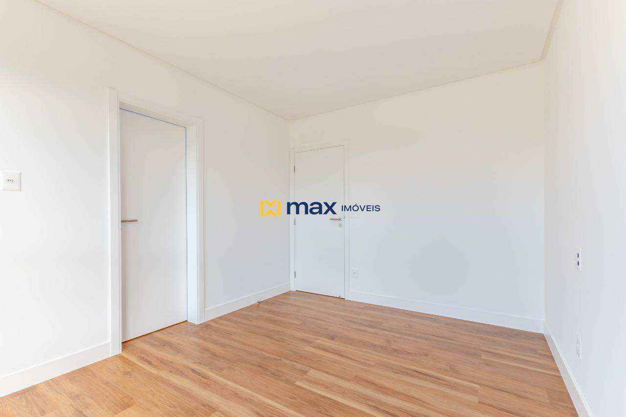 Apartamento à venda no Praia Brava: Suíte 2