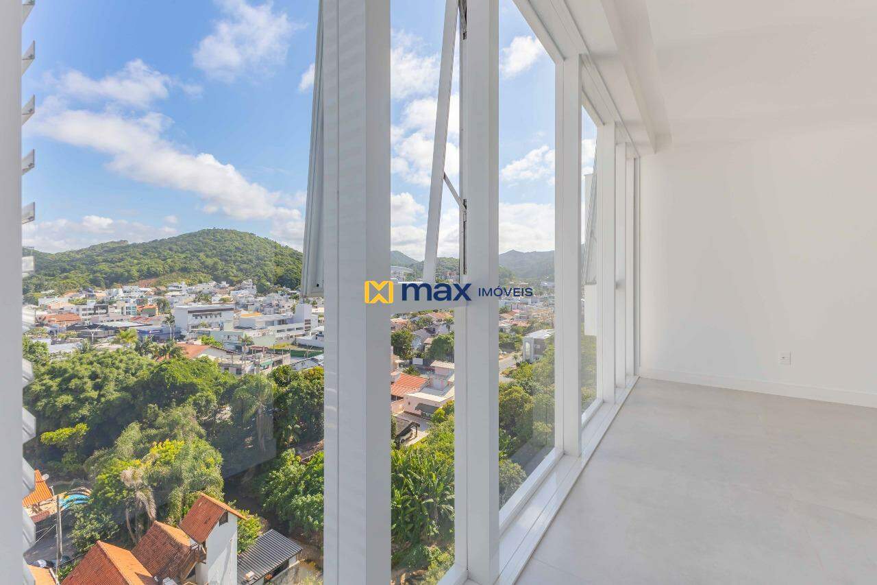 Apartamento à venda no Praia Brava: Living integrado
