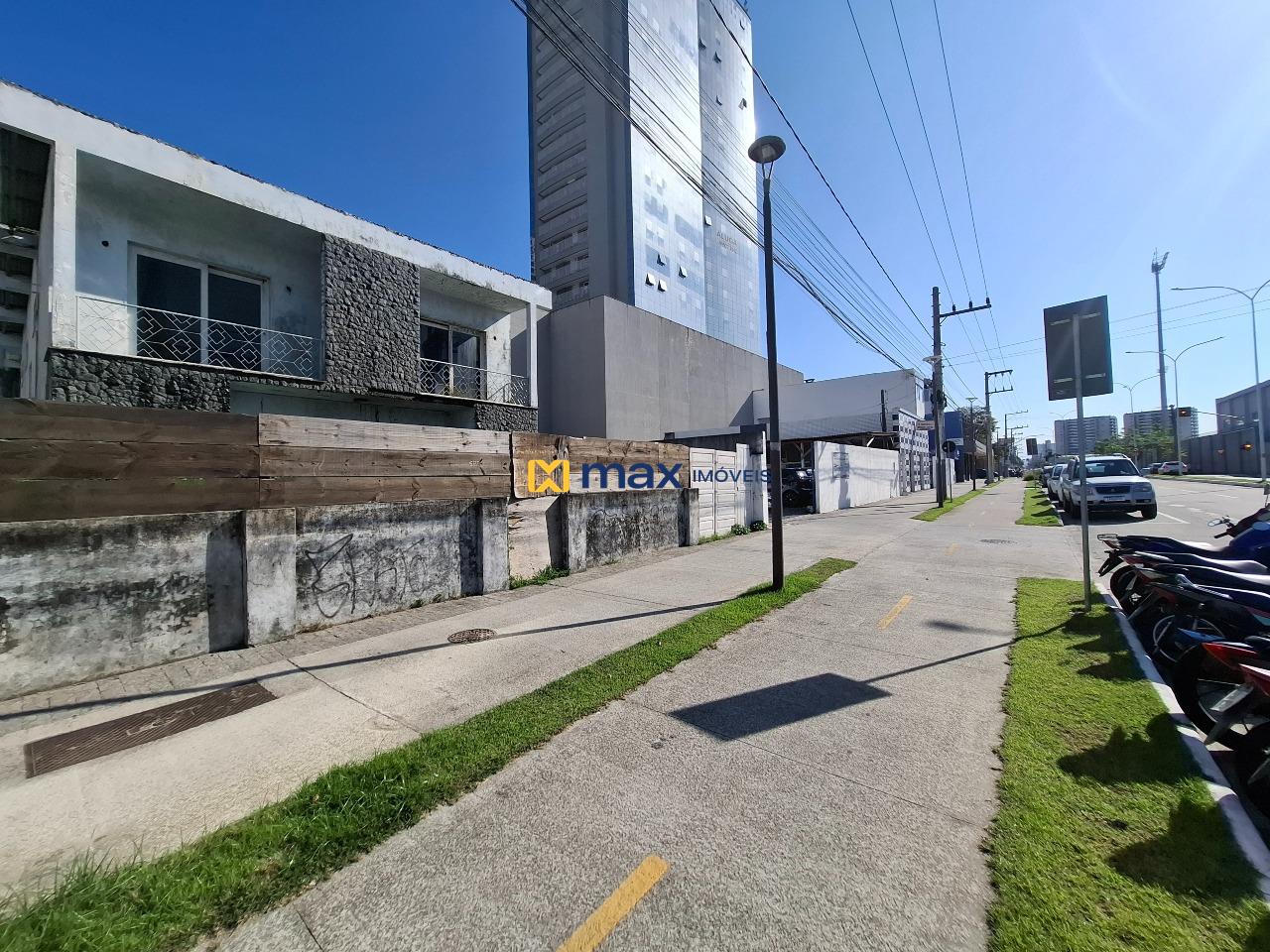 Casa Comercial à venda no Centro: Fachada