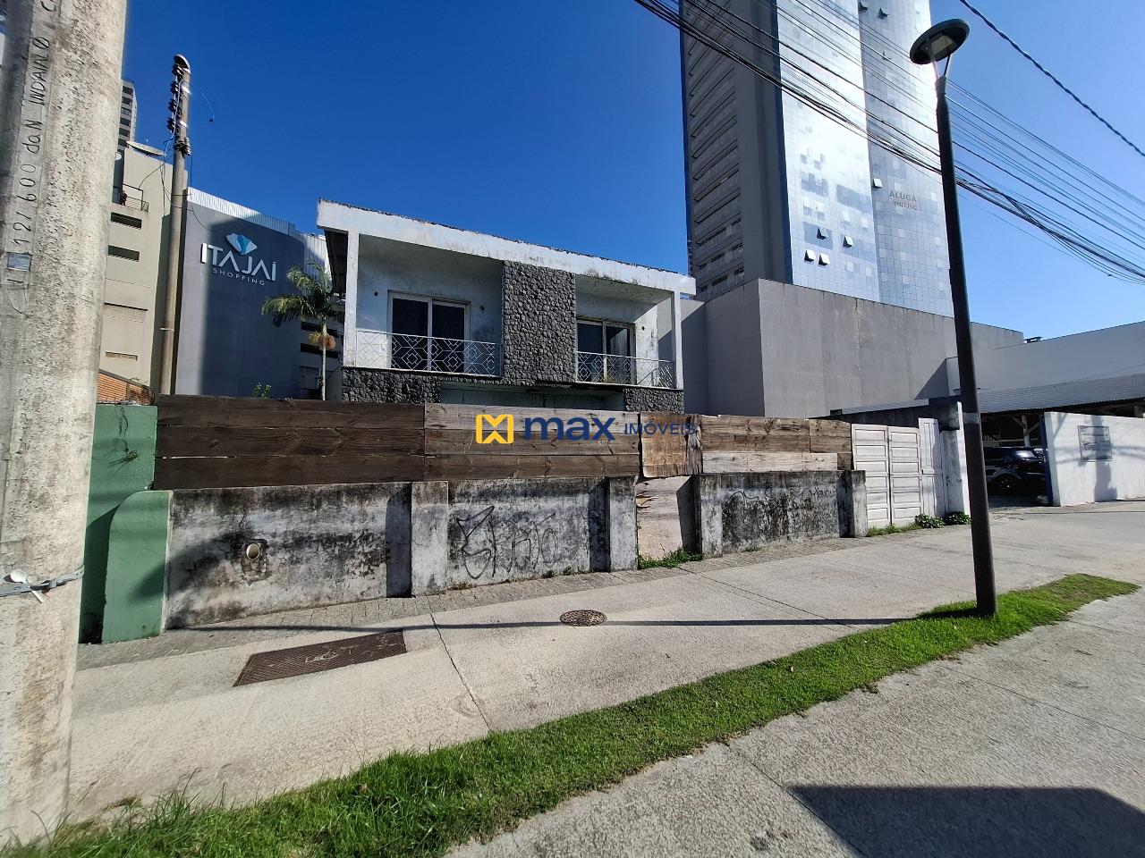 Casa Comercial à venda no Centro: Fachada
