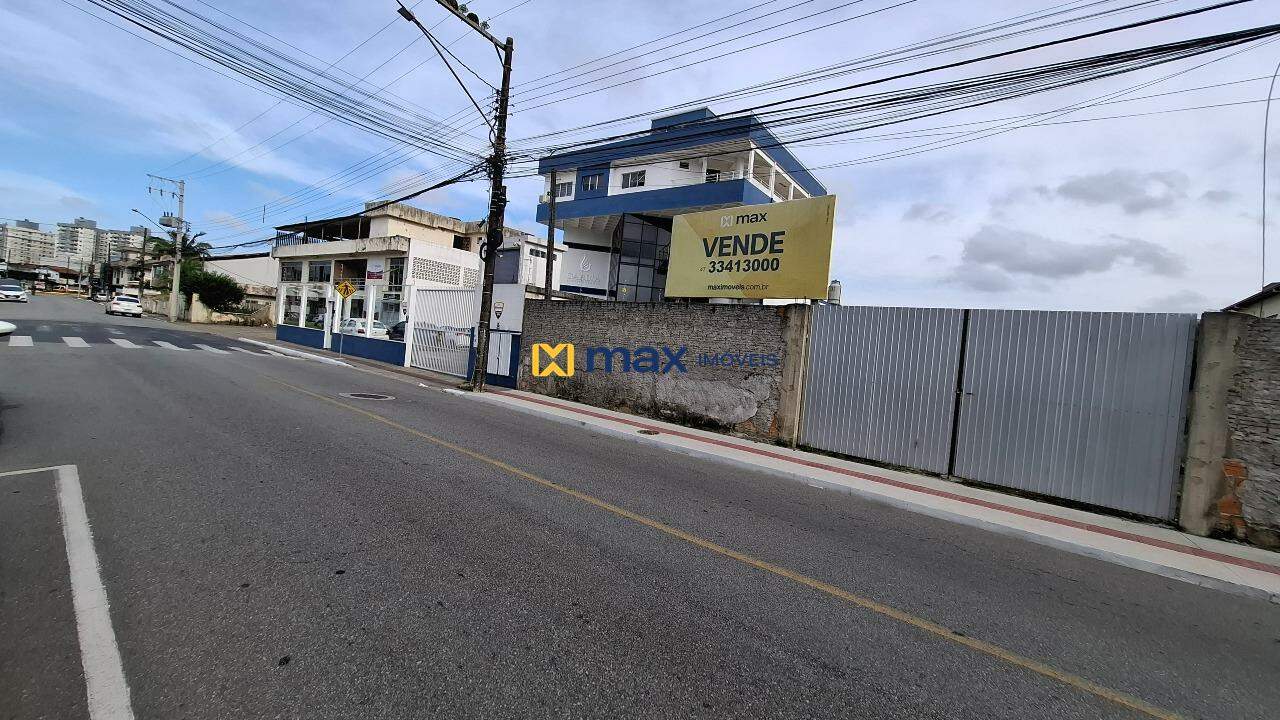 Terreno à venda no São João: Terreno