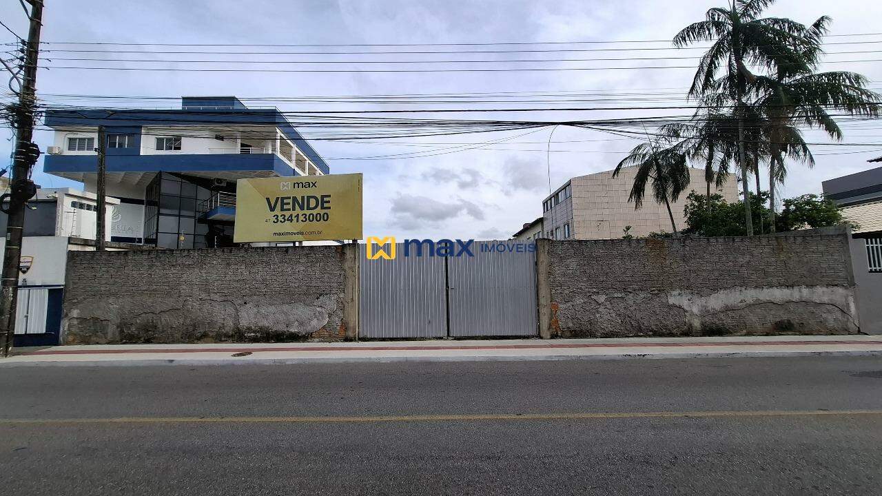 Terreno à venda no São João: Terreno