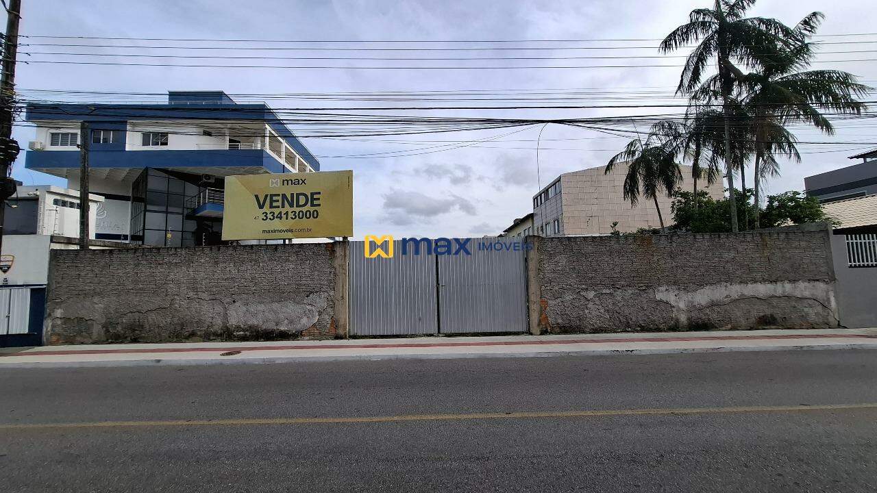 Terreno à venda no São João: Terreno