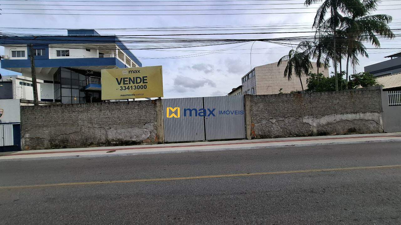 Terreno à venda no São João: Terreno