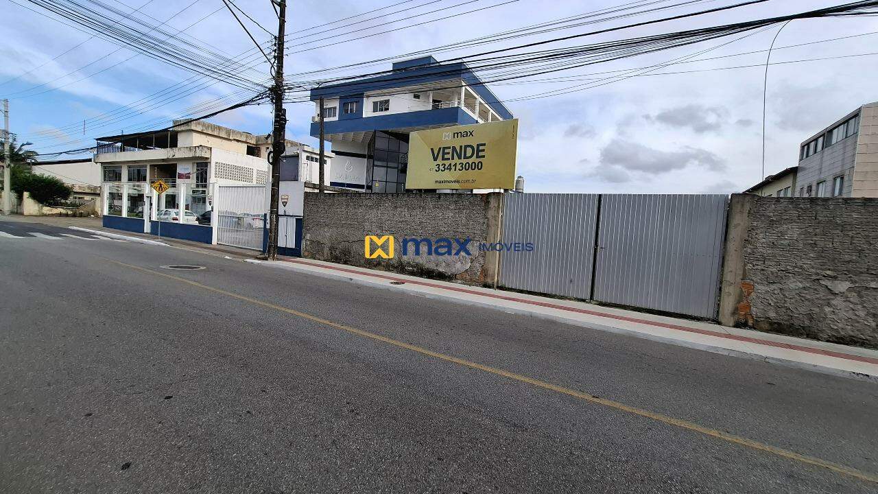 Terreno à venda no São João: Terreno