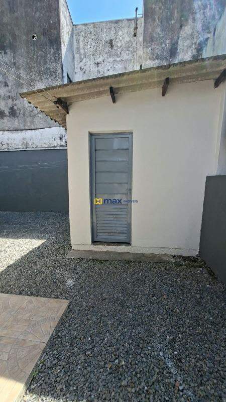 Casa para aluguel no São Vicente: Despensa