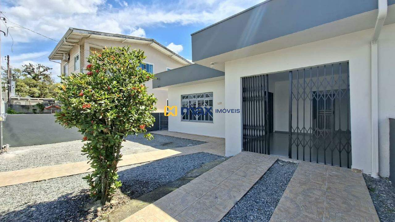 Casa para aluguel no São Vicente: Entrada