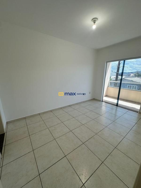 Casa à venda no Centro: 