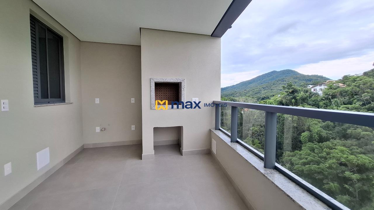 Apartamento à venda no Centro: Sacada com churrasqueira