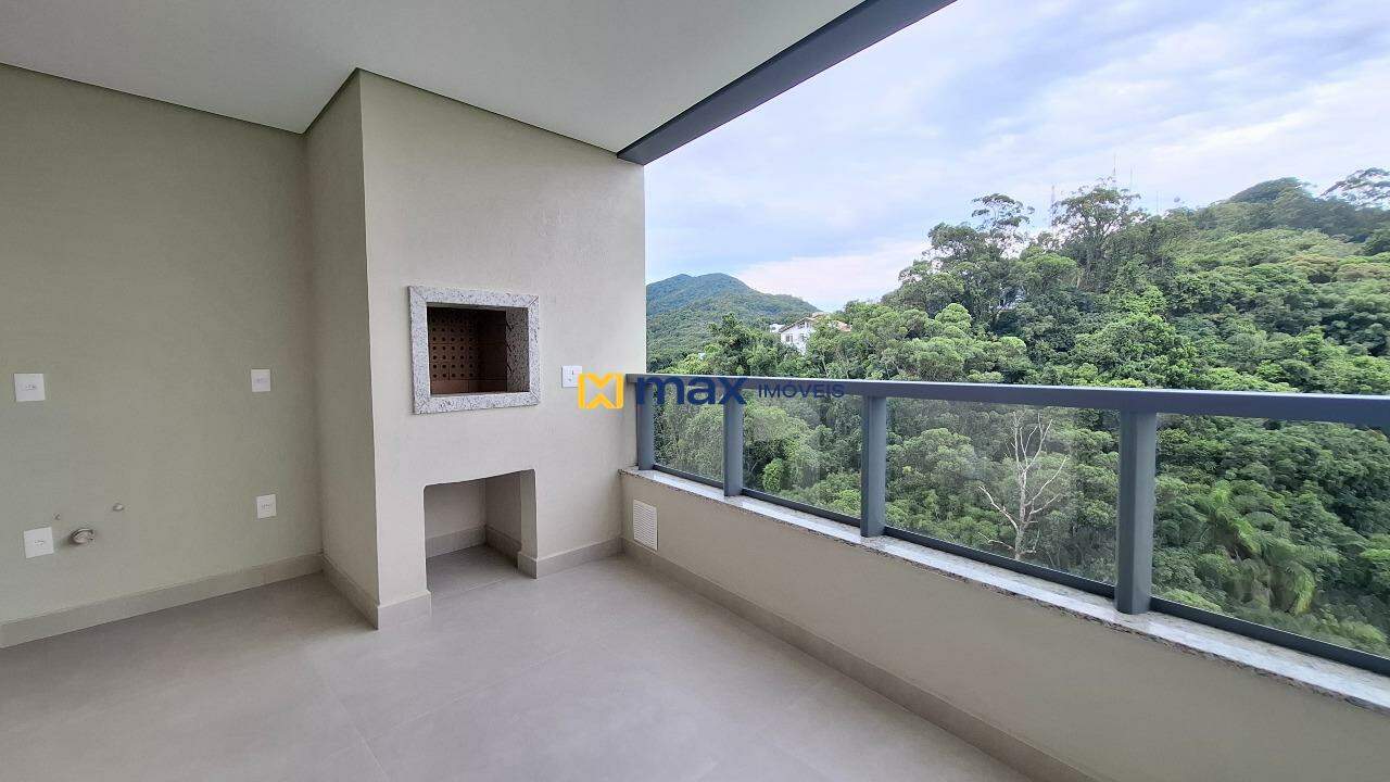 Apartamento à venda no Centro: Sacada com churrasqueira