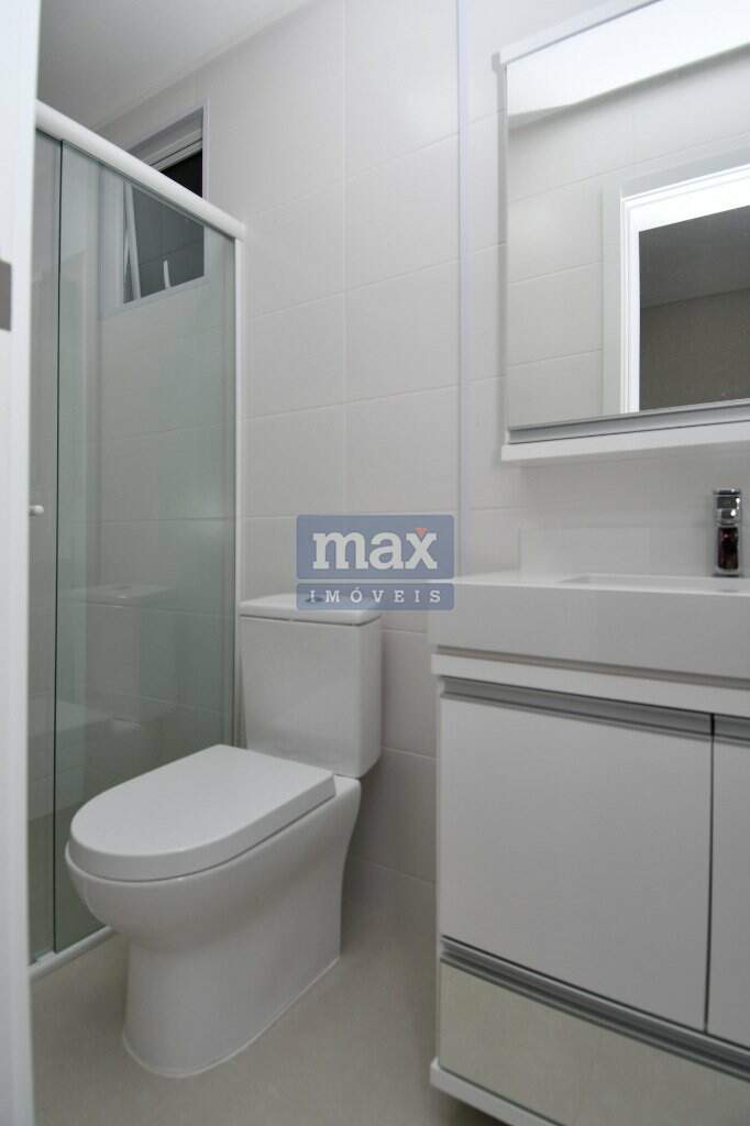 Apartamento à venda no Praia Brava: Banheiro social
