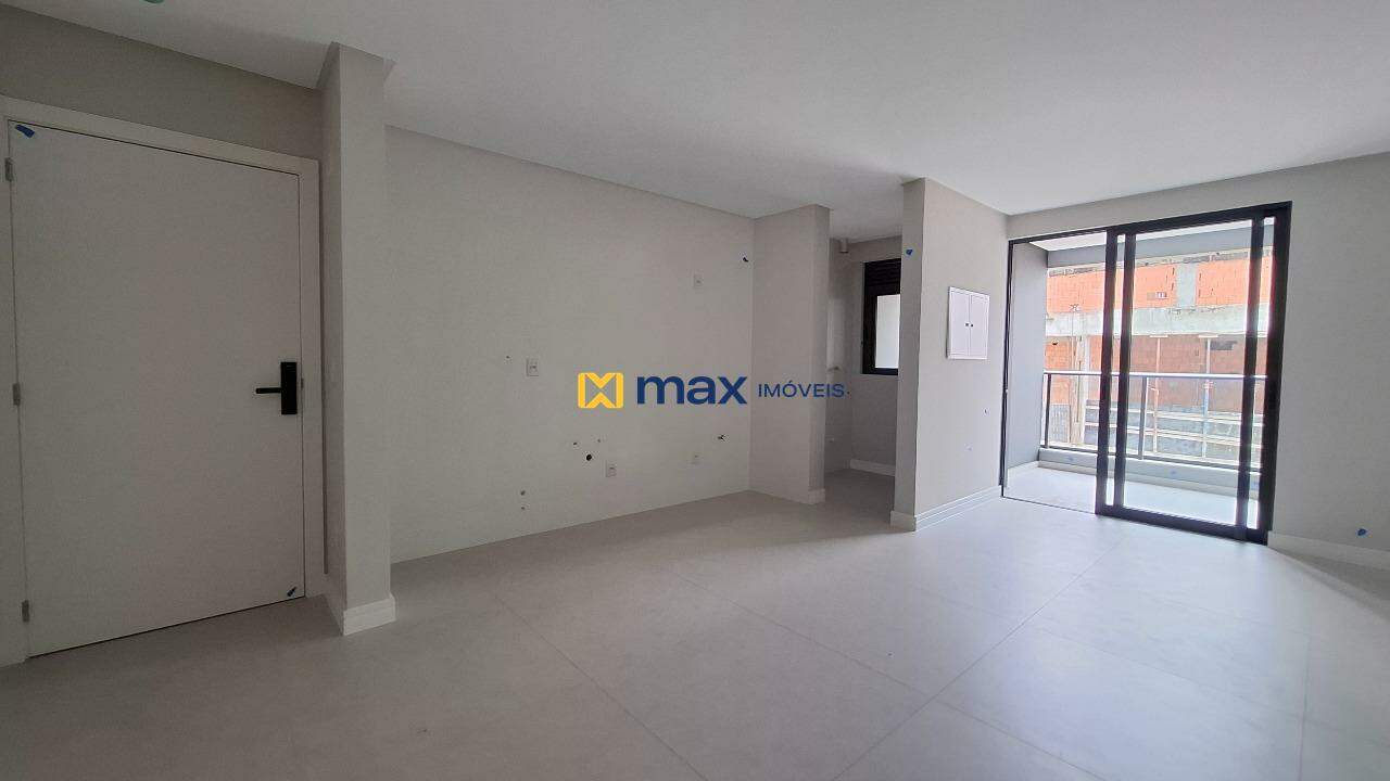 Apartamento à venda no Centro: Living integrado