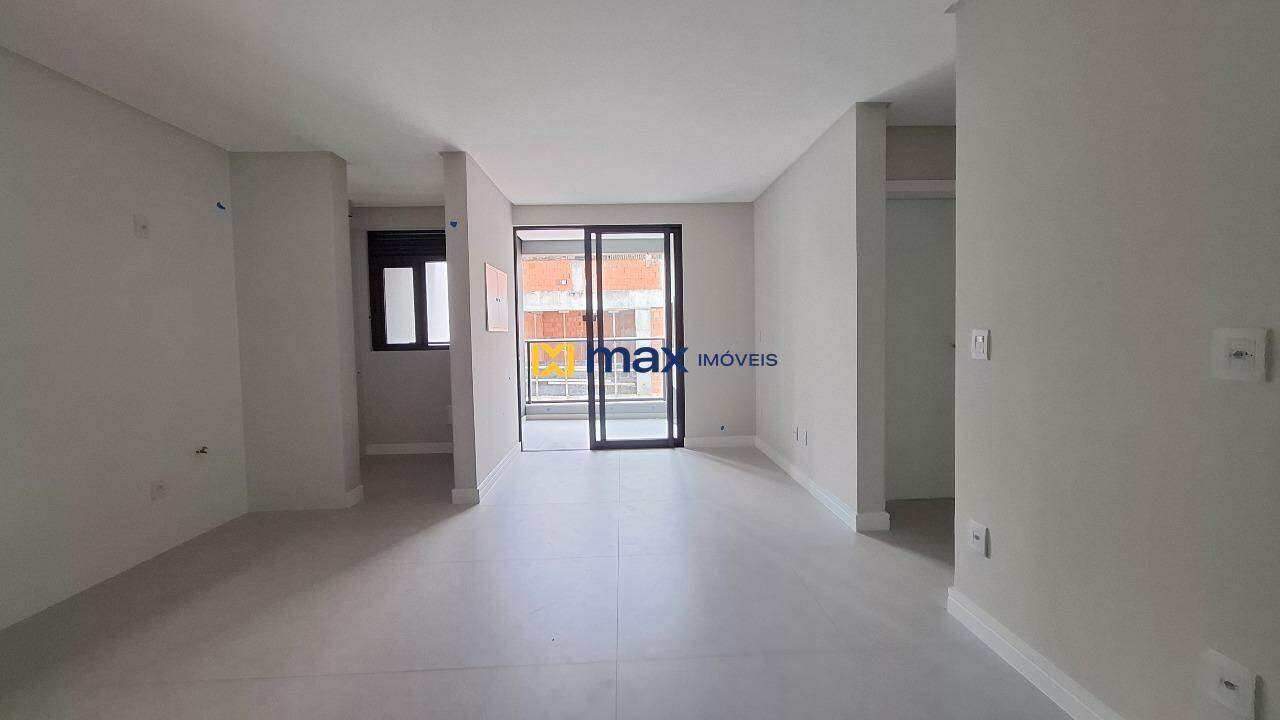 Apartamento à venda no Centro: Living integrado