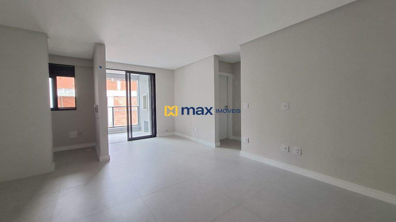 Apartamento à venda no Centro: Living integrado