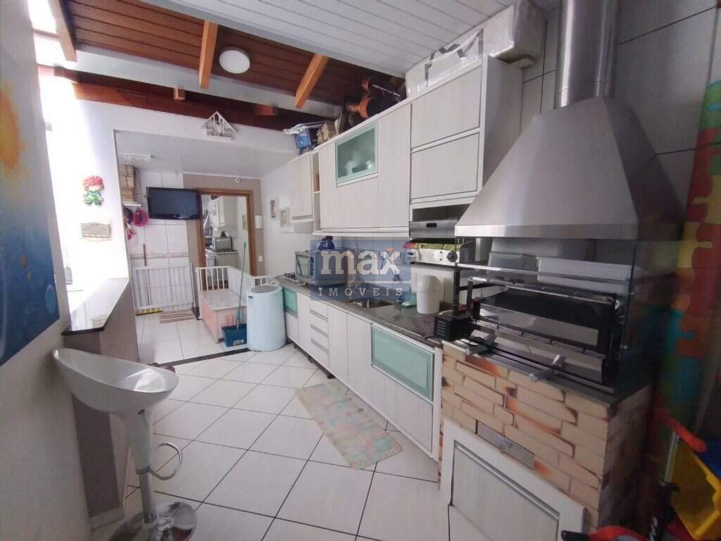 Casa à venda no Nações:
