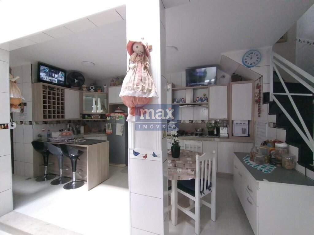 Casa à venda no Nações: