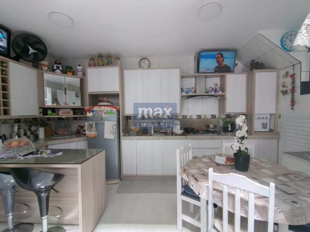Casa à venda no Nações: