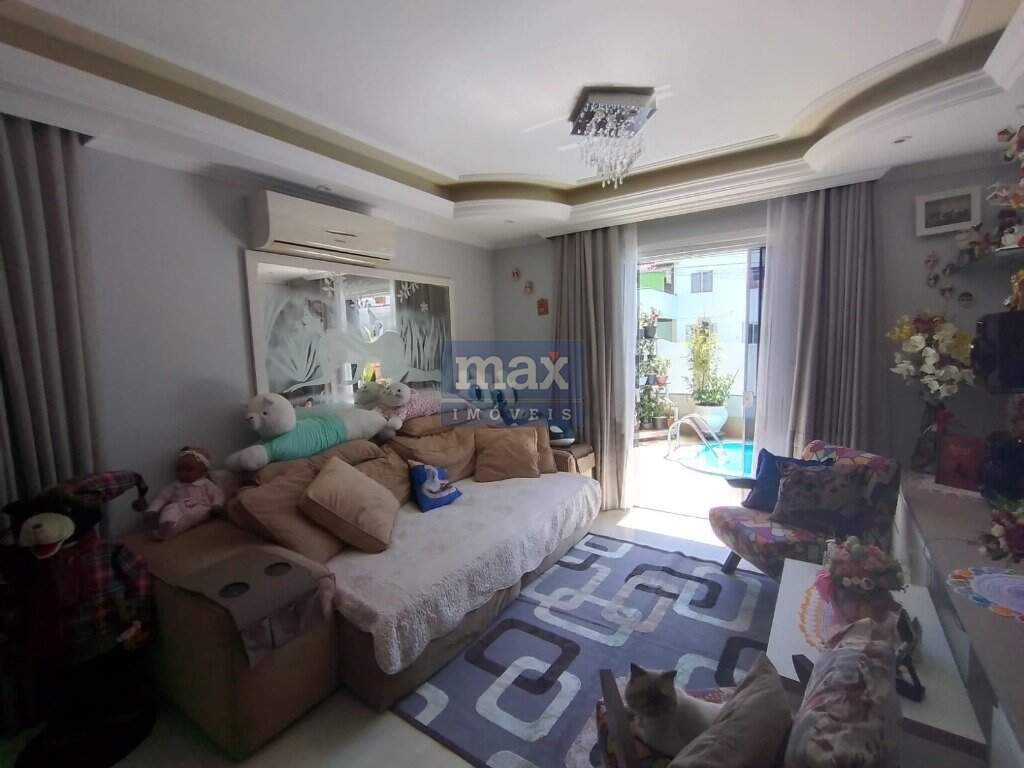 Casa à venda no Nações: