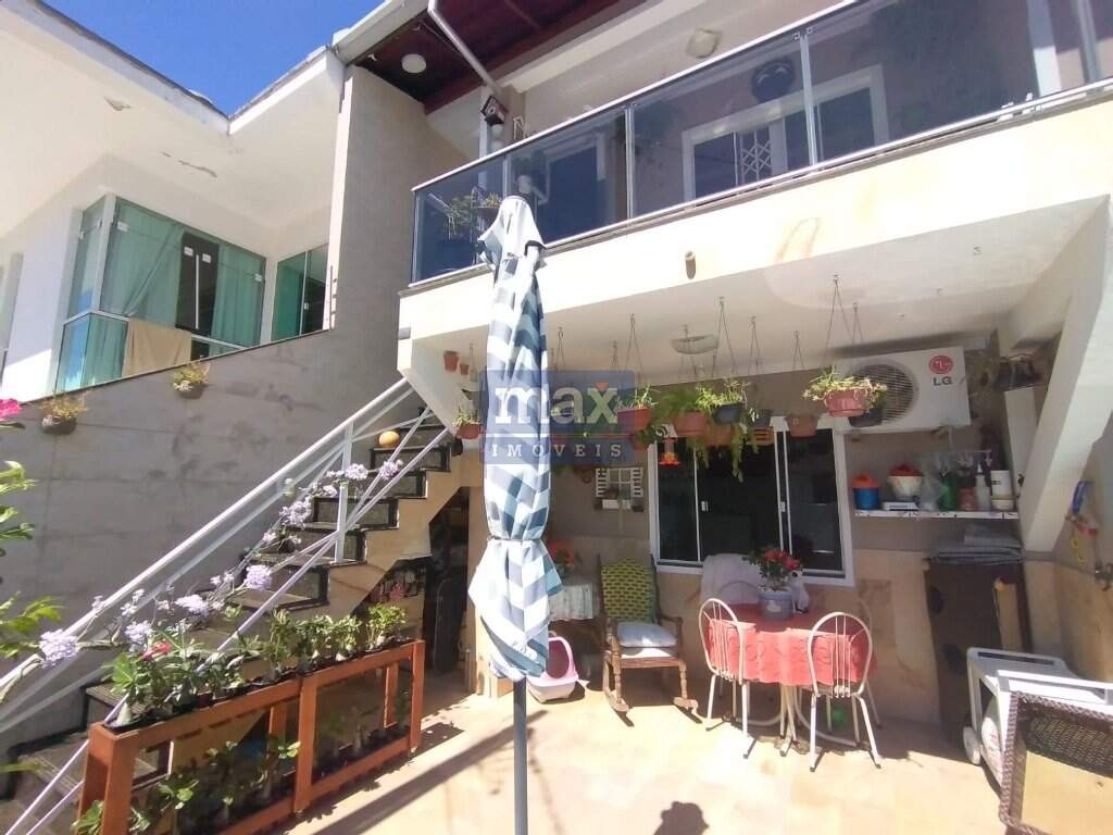 Casa à venda no Nações: