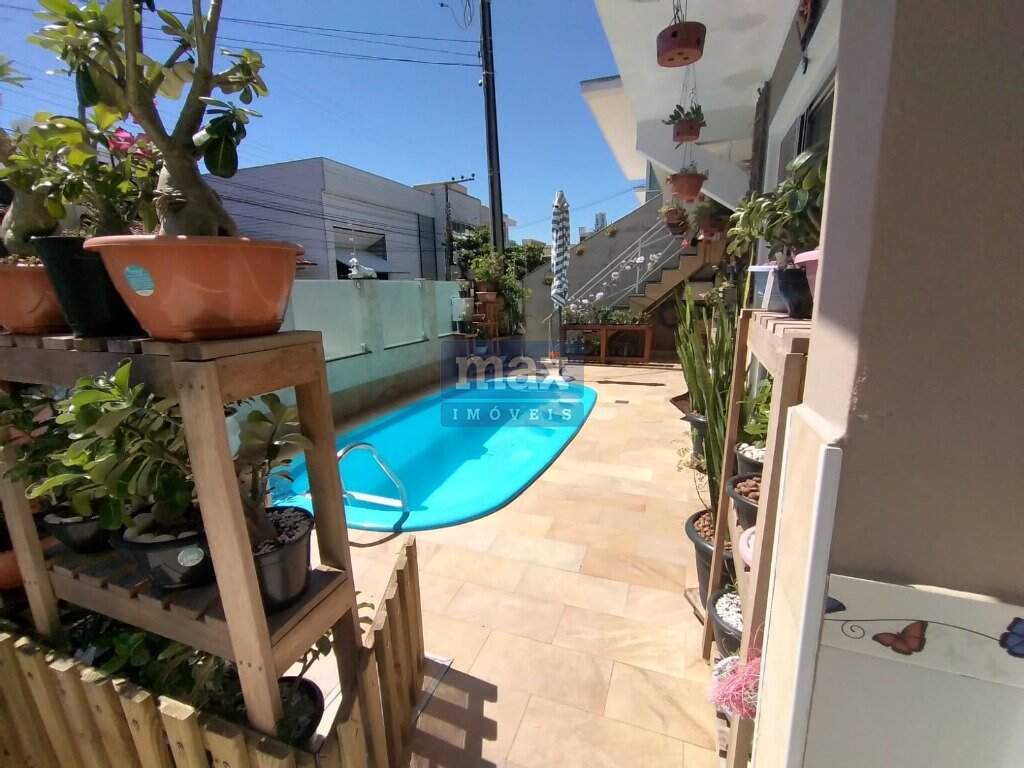 Casa à venda no Nações: