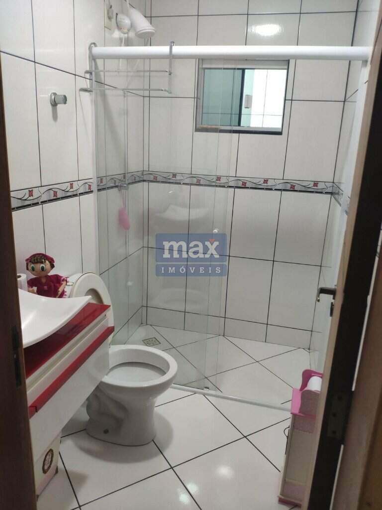 Casa à venda no Nações: