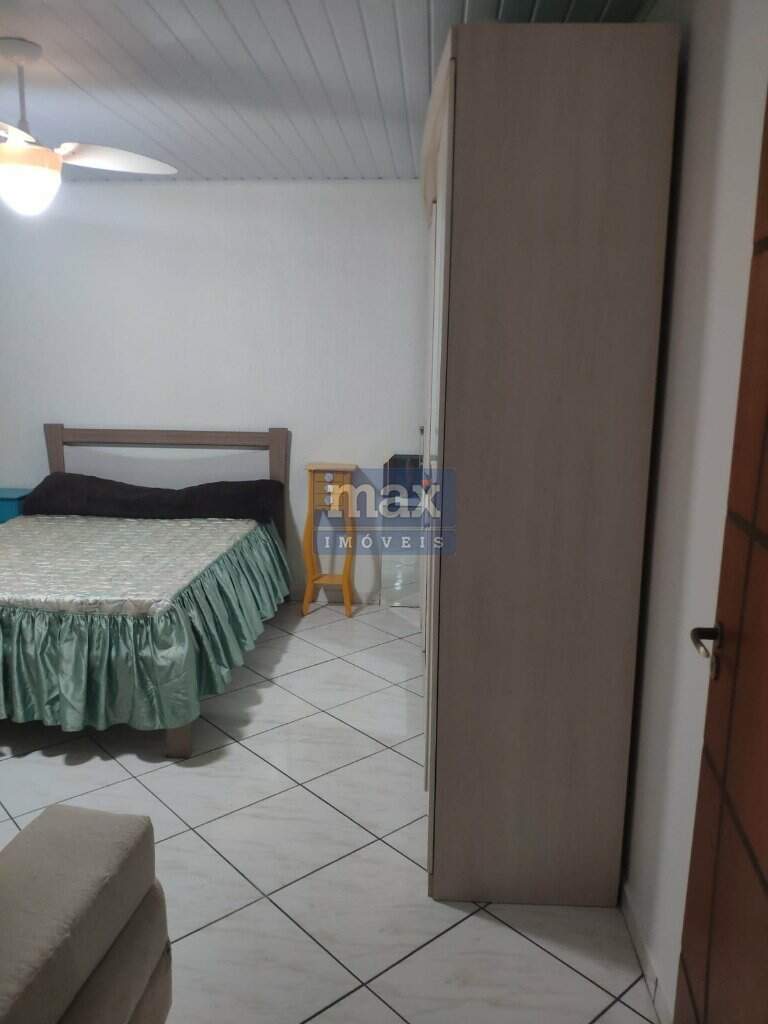 Casa à venda no Nações: