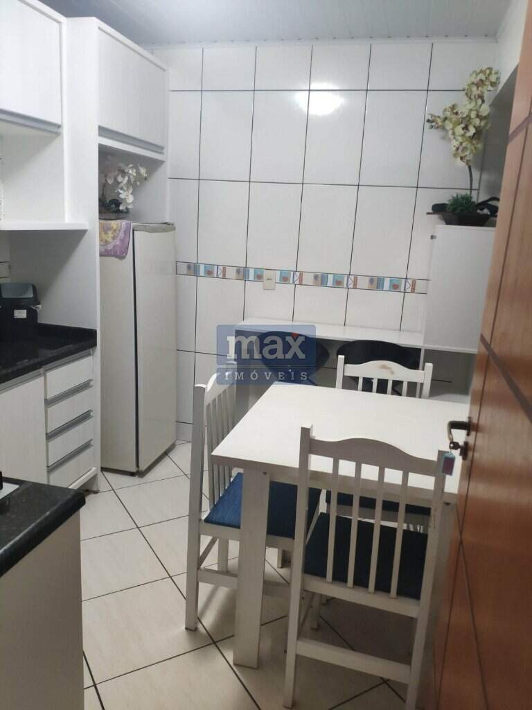 Casa à venda no Nações: