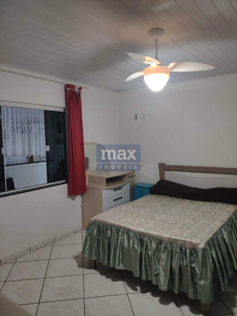 Casa à venda no Nações: