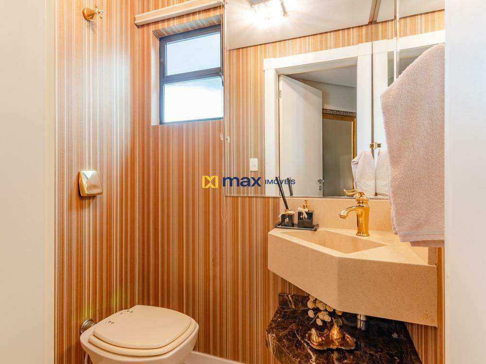 Apartamento à venda no Fazenda: Lavabo