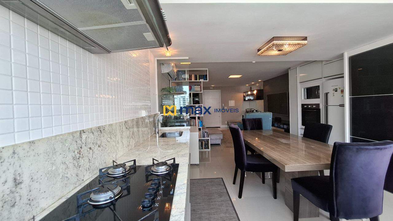 Apartamento à venda no Praia Brava: Cozinha