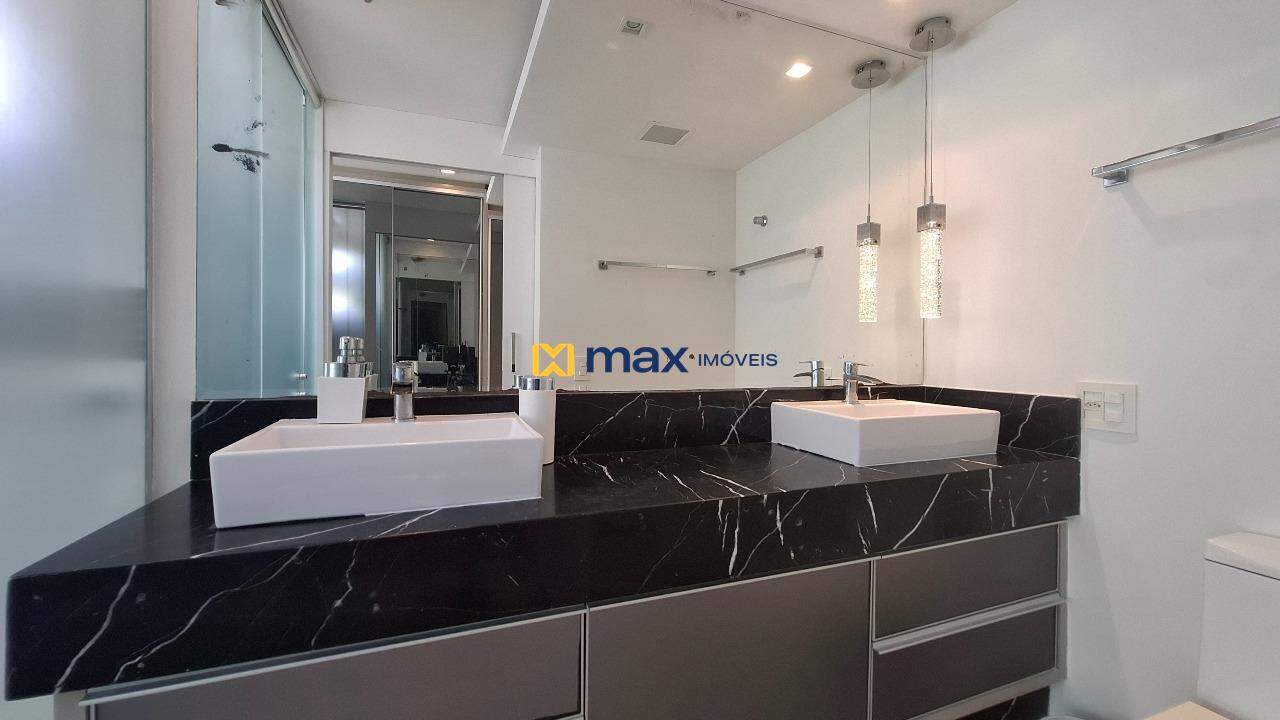 Apartamento à venda no Praia Brava: Banheiro suíte