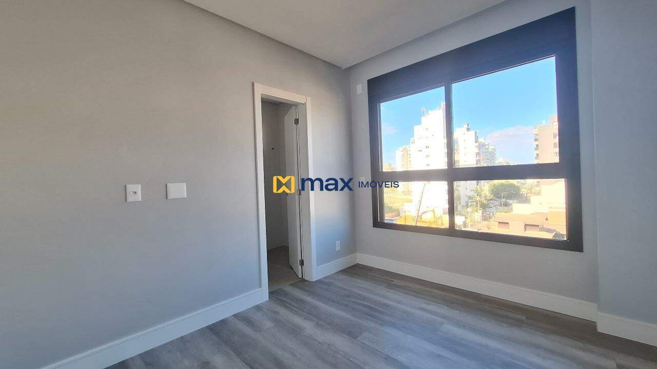 Apartamento à venda no Praia Brava: Suíte 2