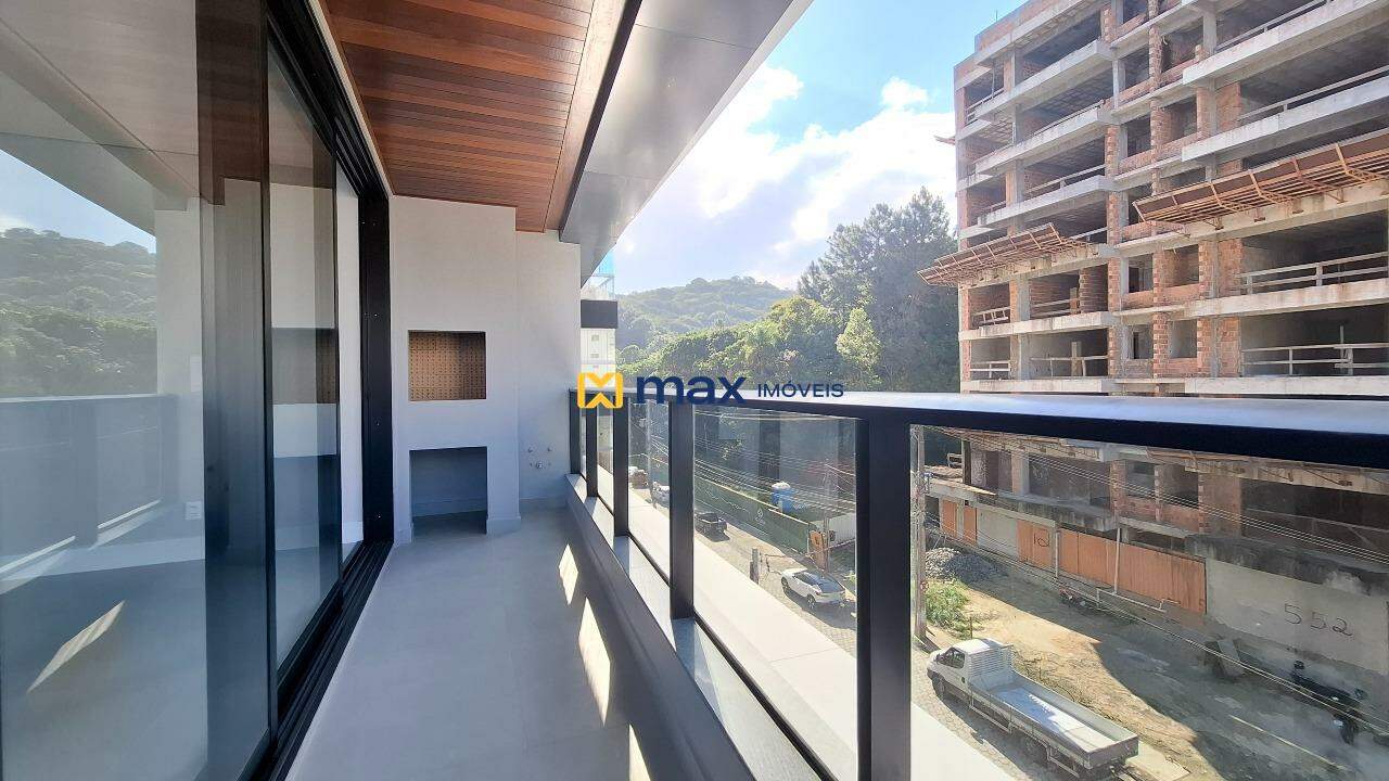 Apartamento à venda no Praia Brava: Sacada com churrasqueira